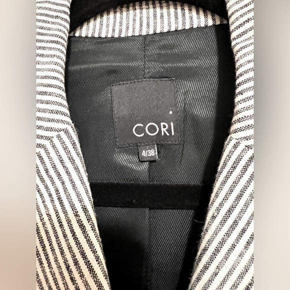 Women’s Linen Blazer in Gray and White Stripes - Picture 7 of 9